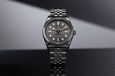 tudor black bay 39 jubilee.